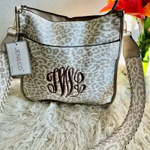 NWT Jen & Co Cream and Beige Vegan Leather Messenger